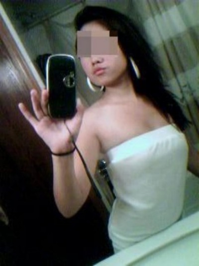 Avaleuse de bite pour une pipe de Saint-Sébastien-sur-Loire Avaleuse de bite pour une pipe de Saint-Sébastien-sur-Loire