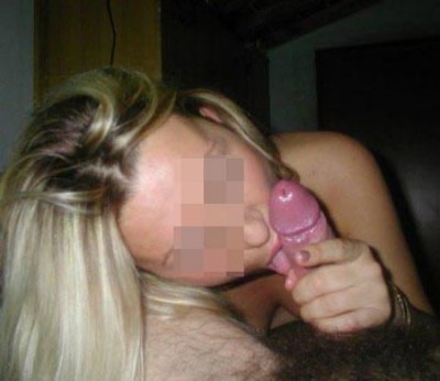 Un homme tenté par une grosse gâterie ?