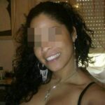 Belle fille voulant prendre son pied sur Nantes