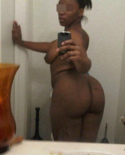 Belle fille à La Chapelle-sur-Erdre aimant la baise hard Belle fille à La Chapelle-sur-Erdre aimant la baise hard