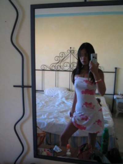 Salope à Saint-Sébastien-sur-Loire recherche un arabe bien monté Salope à Saint-Sébastien-sur-Loire recherche un arabe bien monté