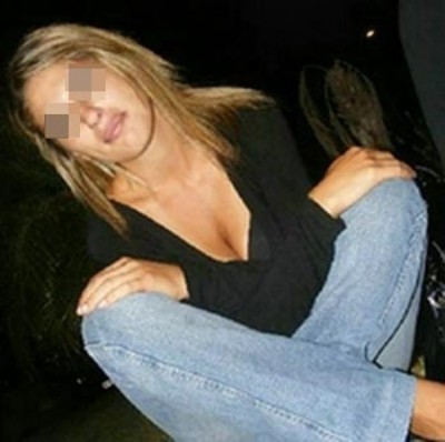 Petite avaleuse pour une bonne pipe à Nantes Petite avaleuse pour une bonne pipe à Nantes