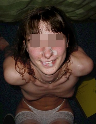 Jeune Femme libertine qui cherche un mec pour la baiser à Carquefou Jeune Femme libertine qui cherche un mec pour la baiser à Carquefou