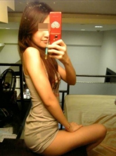 Femme coquine adorerait sucer des sexes bien gros à Nantes Femme coquine adorerait sucer des sexes bien gros à Nantes