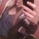 Croqueuse d'hommes adorant les pipes profondes